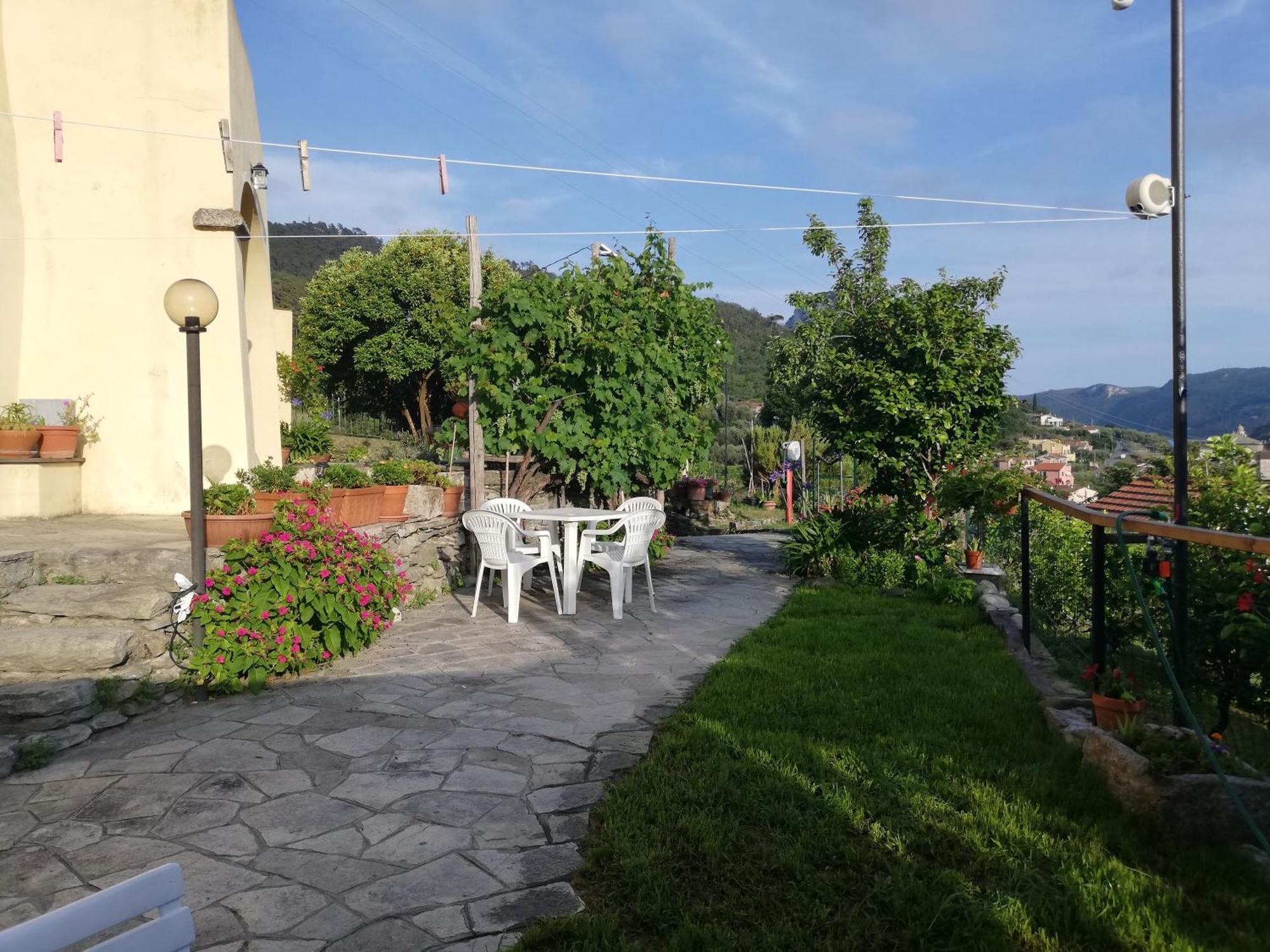 A Ca' Du Risso - Appartamento - Sea & Outdoor For Families, Bikers And Climbers Calice Ligure Bagian luar foto